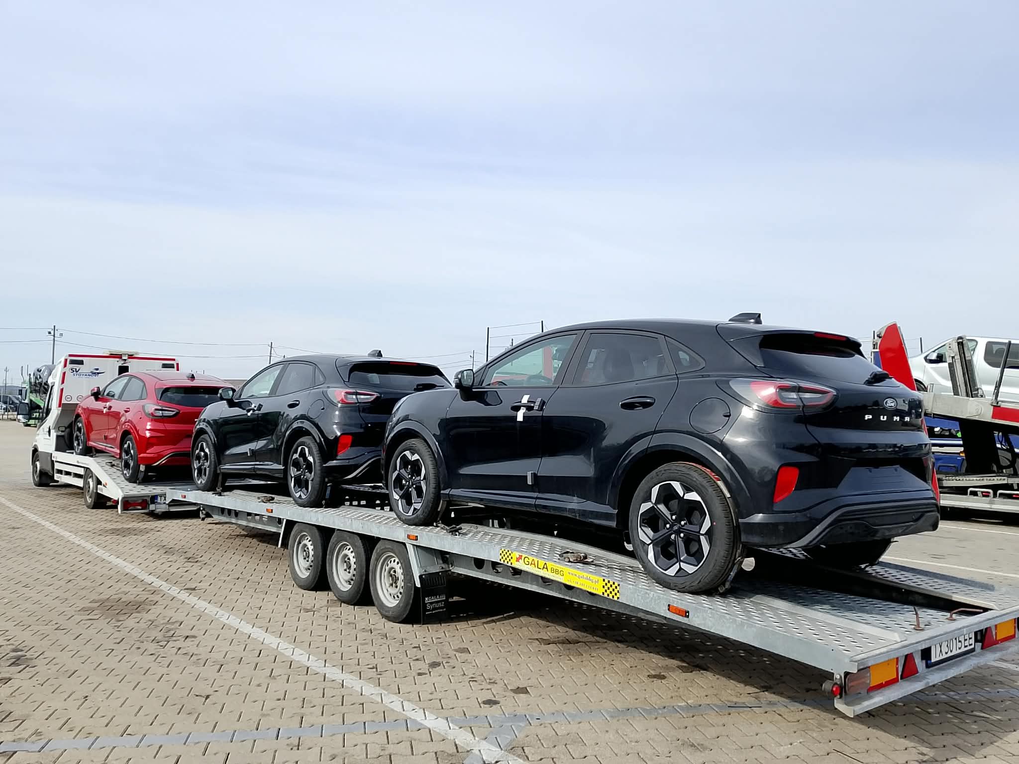 Доставка на SUV с платформа